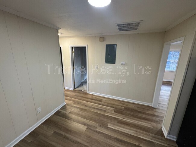 Foto del edificio - 313 Ferndale Dr