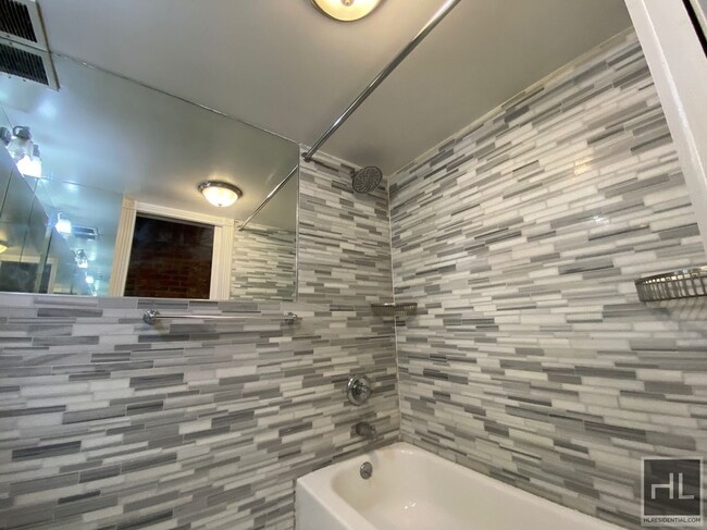 Building Photo - W 97TH ST.