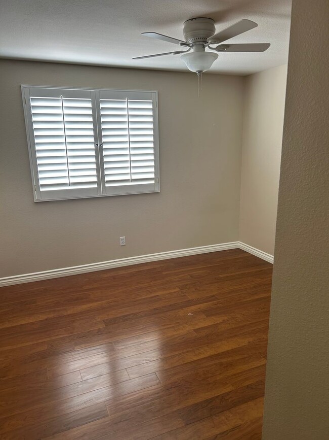 Foto del edificio - HUNTERS RIDGE 4 BEDROOM HOME FOR RENT- NOR...