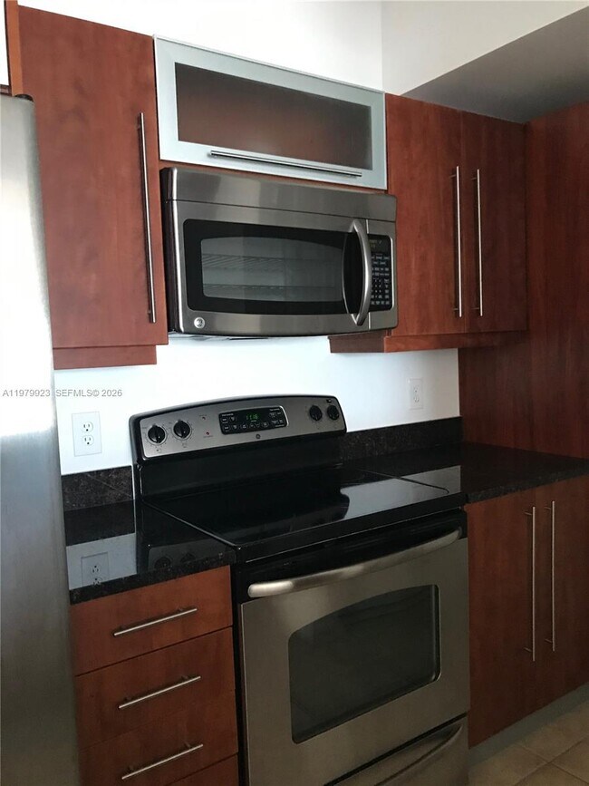 Foto del edificio - 7350 SW 89th St