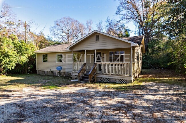 Foto del edificio - 3 Bedroom/2 Bathroom House in Mobile!!