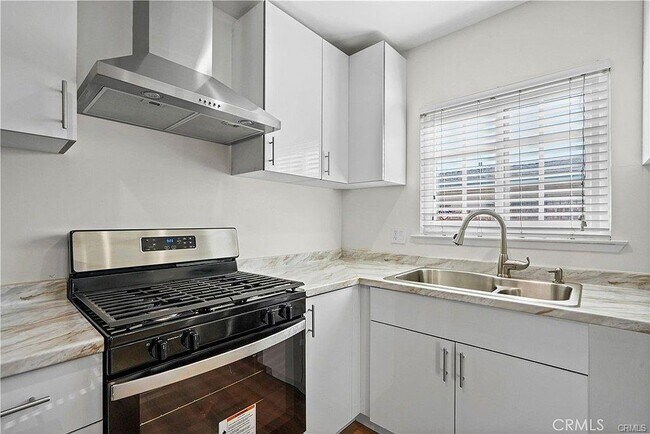 Foto del edificio - 16757 Ludlow St