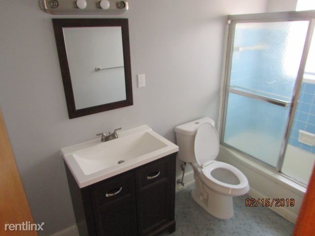 Foto del edificio - 17647 Chester St