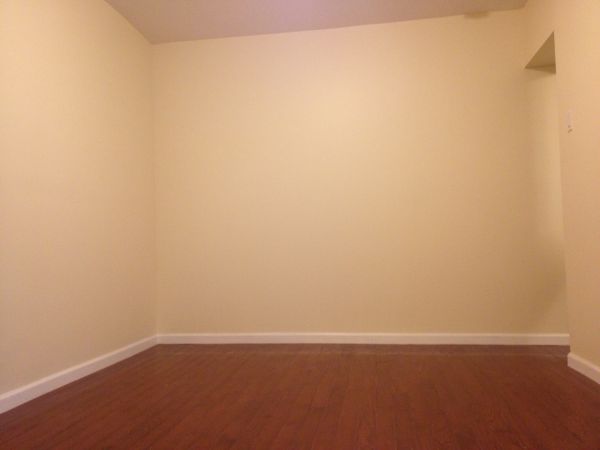 Building Photo - 327 W 108th St
