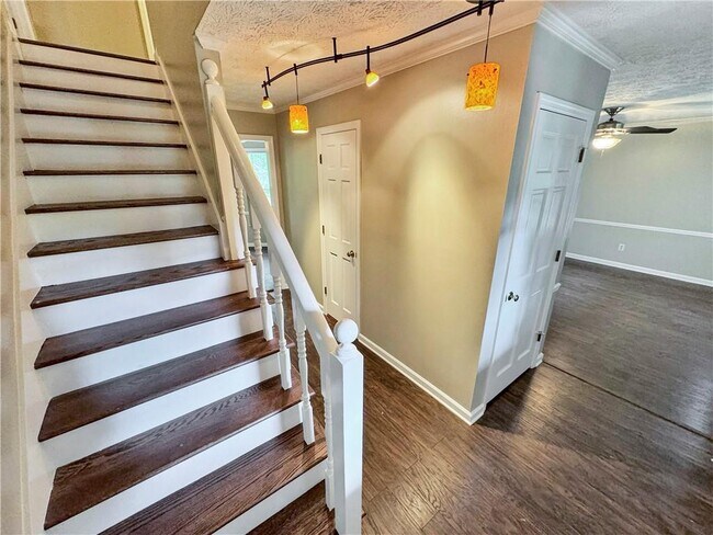 Foto del edificio - 4891 Raven Pl
