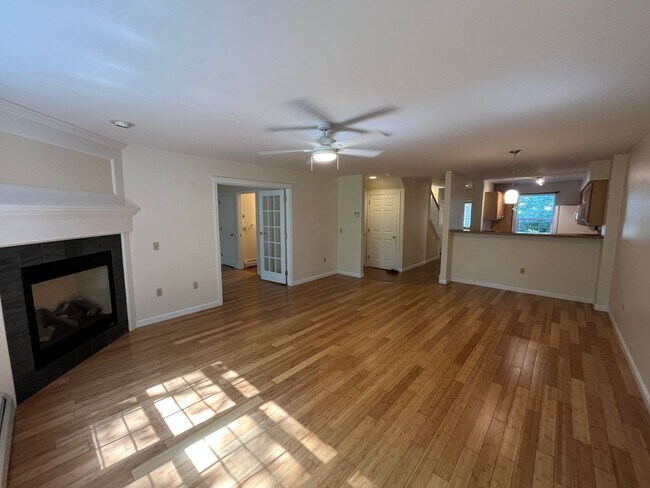 Foto del edificio - Spacious  South Burlington Townhouse for Rent - Available 7/1