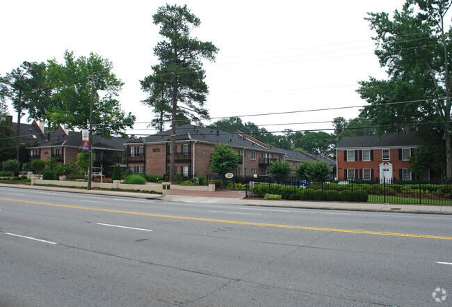Building Photo - Peachtree Orleans