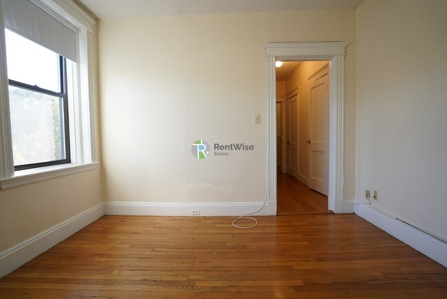 Foto del edificio - 1152 Commonwealth Ave