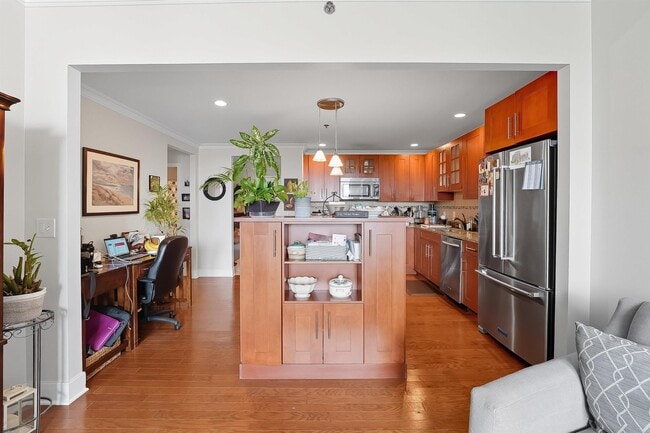 Foto del edificio - 1025 Maxwell Ln