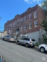Building Photo - 183 Thorne St