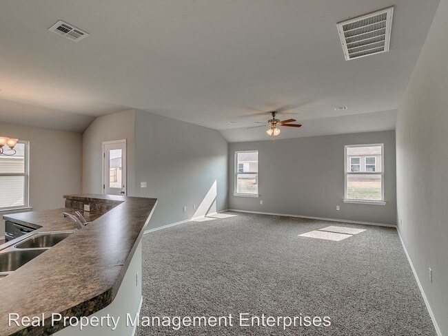 Foto del edificio - 3 br, 2 bath House - 1921 W Autumn Way