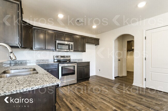 Foto del edificio - 803 Granite Cir SW