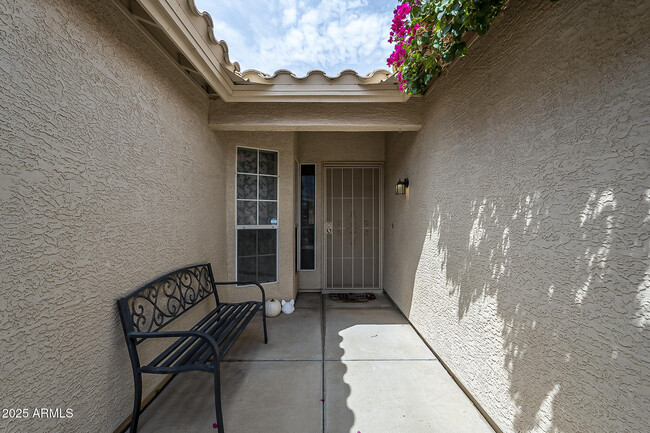Building Photo - 1302 N Bogle Ave