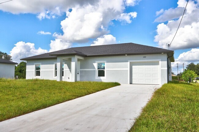 Building Photo - BRAND NEW 3/2/1-SAVANNAH MODEL-GREAT SW LE...