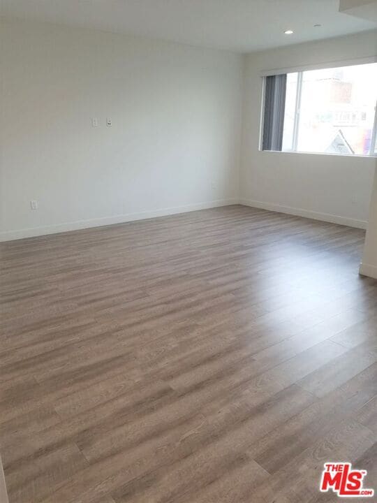 Foto del edificio - 744 Hartford Ave