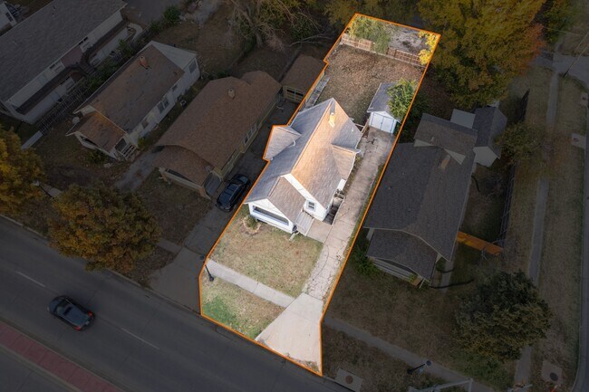 Foto del edificio - 2076 SW Washburn Ave