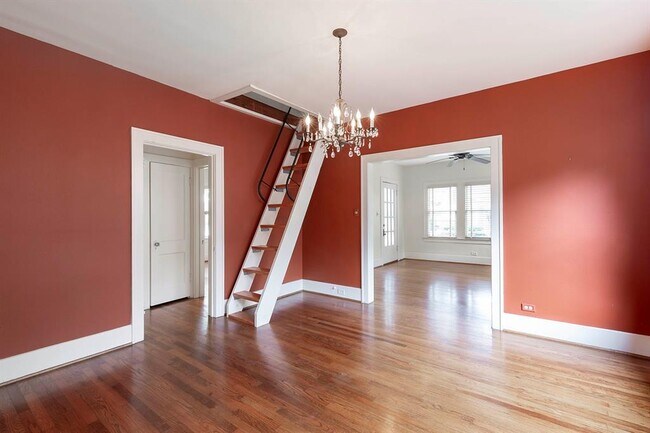 Foto del edificio - 811 Fugate St