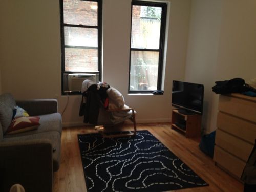 Primary Photo - 332 E 77th St