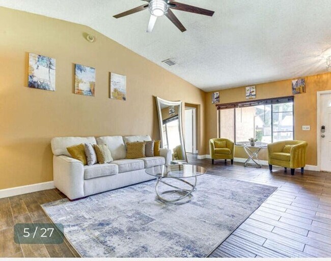 Foto del edificio - 9957 NW 52nd St