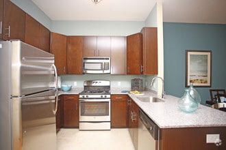 Interior Photo - Gateway at Carteret