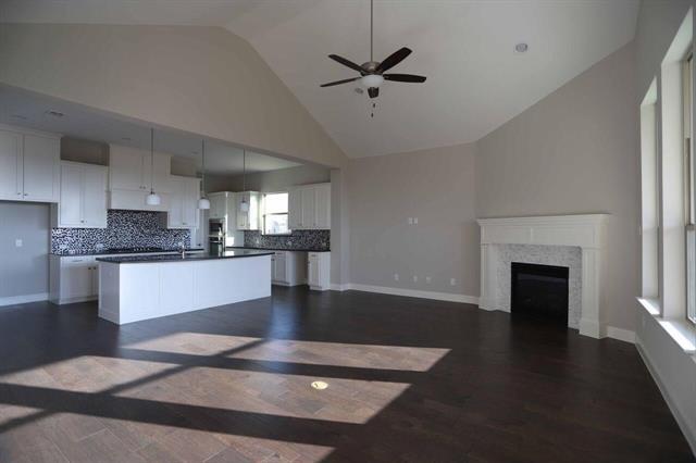 Building Photo - 4240 Brookstone Dr