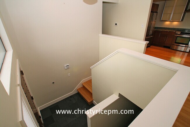 Foto del edificio - 3314 E Pike St