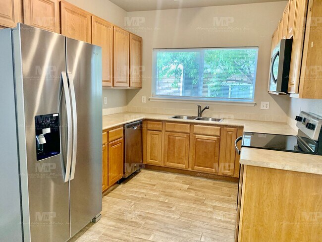 Foto del edificio - 4825 Hahns Peak Dr