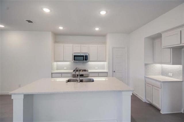 Foto del edificio - 4119 Starlight Creek Dr