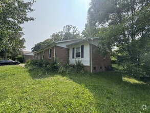 Building Photo - 3309 Colony Dr