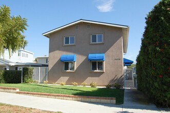 Building Photo - 34036 Street of the Amber Lantern