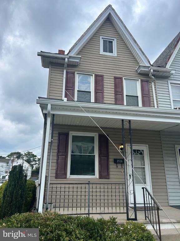 Building Photo - 2626 Penbrook Ave