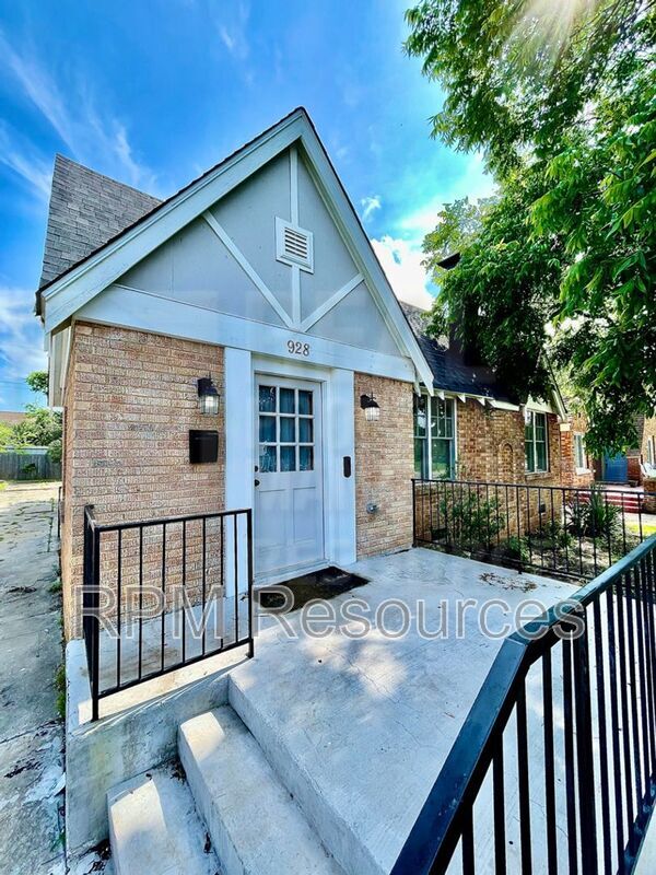 Foto del edificio - 928 NE 17th St