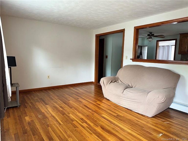 7 Chief St, Enfield, CT 06082 House Rental in Enfield, CT