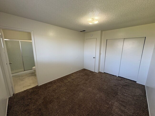 Foto del edificio - Nice Farmersville home for Rent!