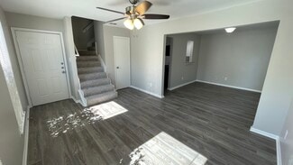 Building Photo - 521 Ferguson St