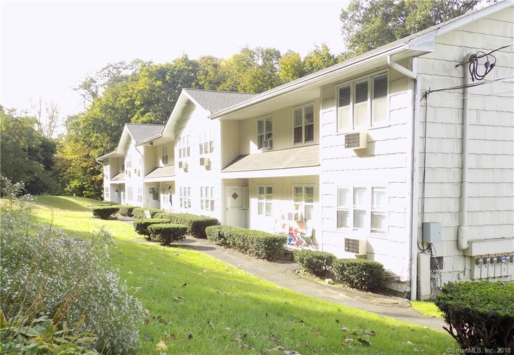 Primary Photo - 67 Juniper Rd