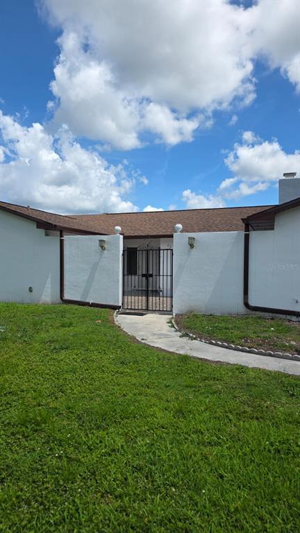 Building Photo - 1703 Paradise Dr