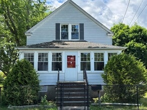 Building Photo - 28 Sound Beach Ave