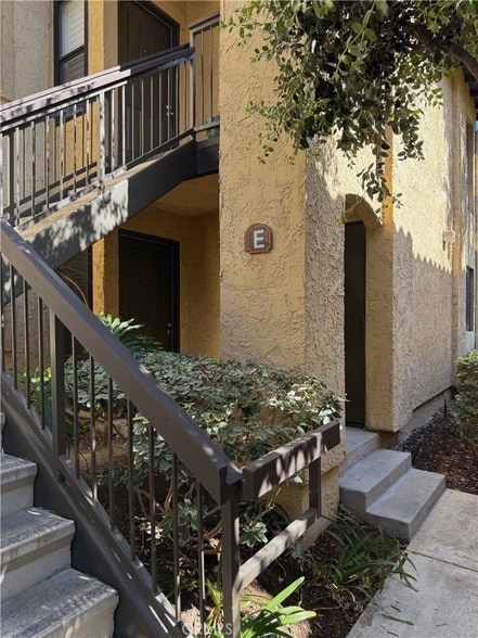 Foto del edificio - 25651 Indian Hill Ln