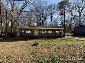 Building Photo - 219 Harmon Ave