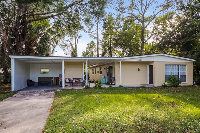 Building Photo - 10962 Indies Dr N