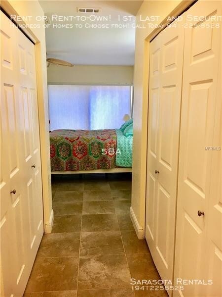 Foto principal - 3931 Country View Ln