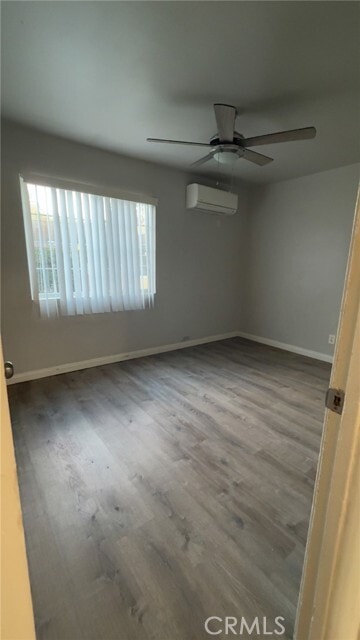 Foto del edificio - 8766 Tilden Ave