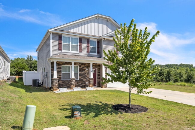 Foto del edificio - 207 Bridlewood Ln