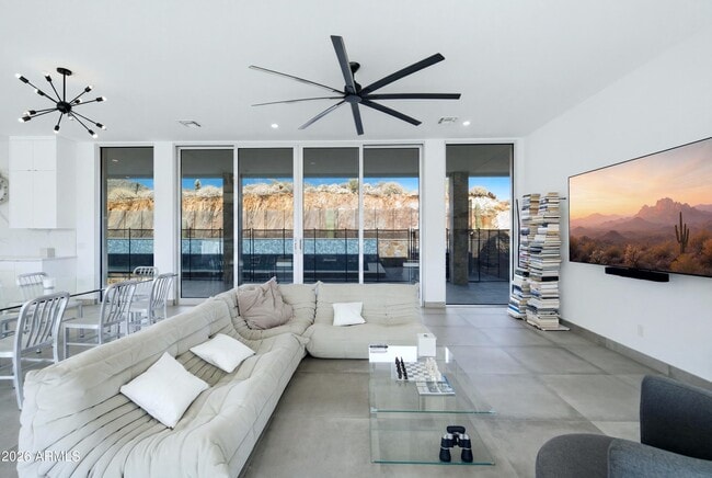 Foto del edificio - 43359 N 66th St