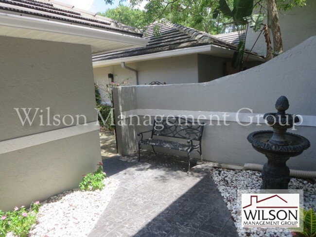 Building Photo - 3 br, 3 bath House - 458 Devon Place