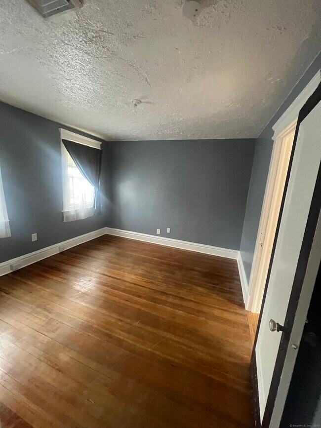 Foto del edificio - 1458 Dixwell Ave