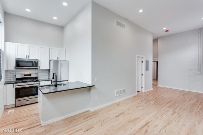 Foto del edificio - 2 br, 1 bath Condo - 1234 E Colfax Ave