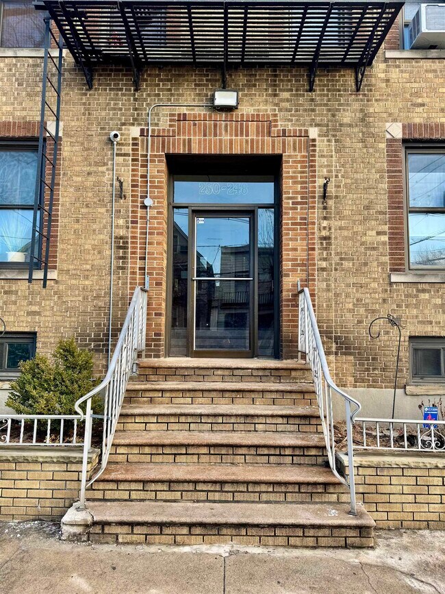 Foto del edificio - 250 Avenue B