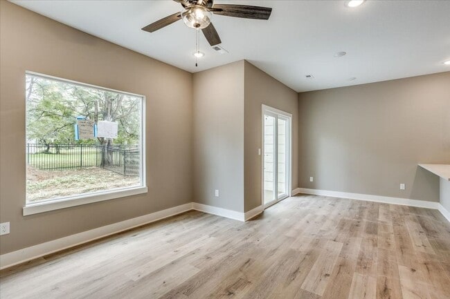 Foto del edificio - Auburn Villas- Amora Plan